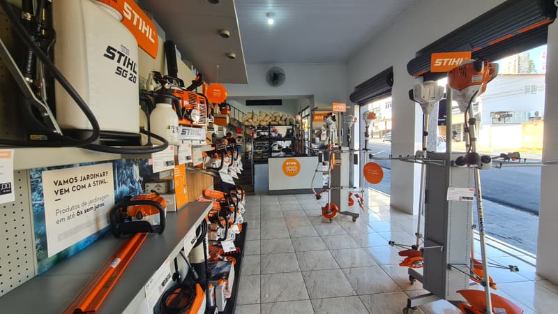 Roçadeiras e lavadoras STIHL em exposição